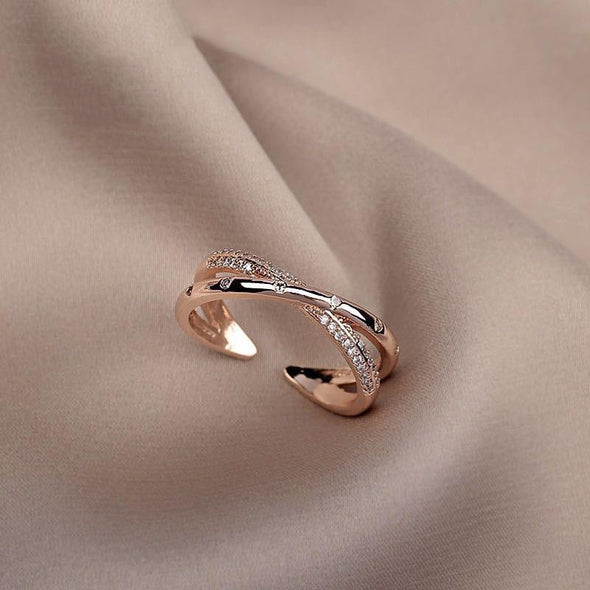 Crossed Lovers Ring