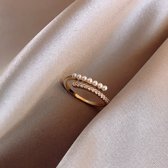 Pearl Line Ring