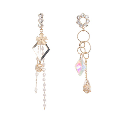 HA RIN's Closet Asymmetrical Earrings