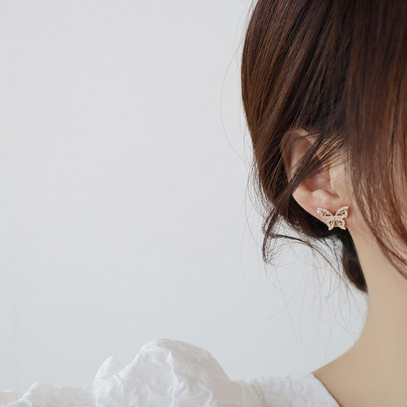 Golden Butterfly Trail Ear Cuff