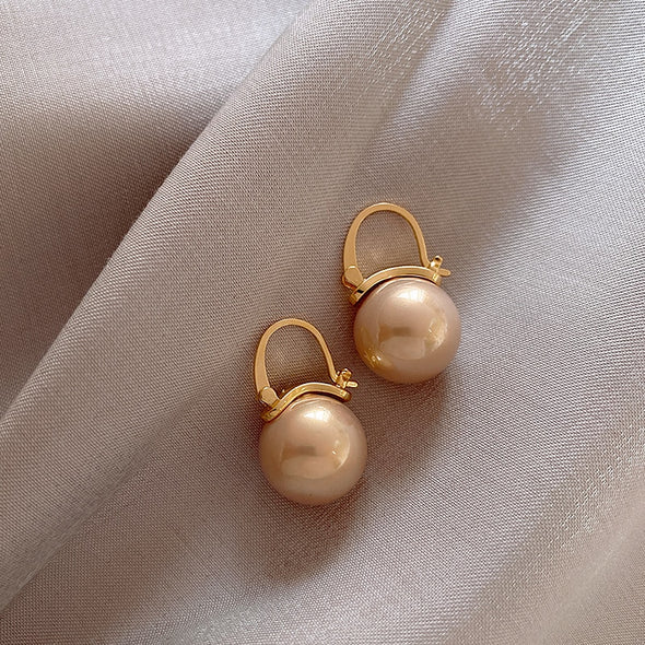 J&S Champagne Pearl Set Earrings