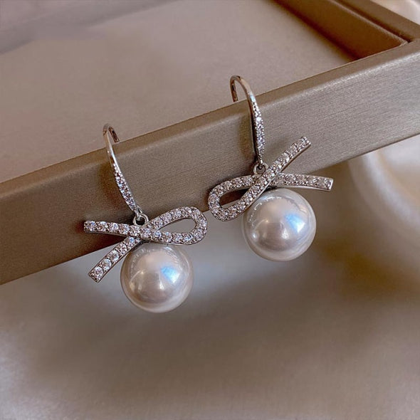 Half Knot Pearl Drop Earrings