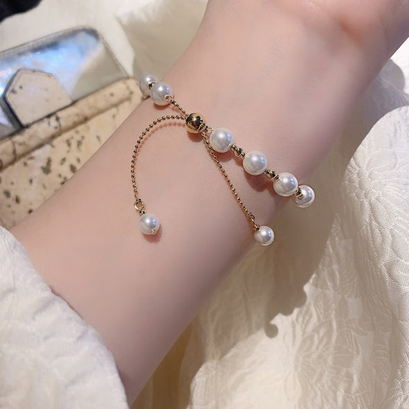 Ad Infinitum Pearls Bracelet