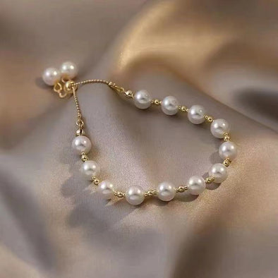 Ad Infinitum Pearls Bracelet