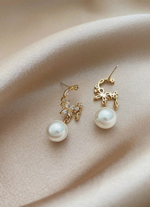 White Flower Pearl Drop Earrings