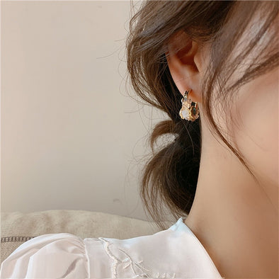 Ha Rin's Small Stone Collection Earrings